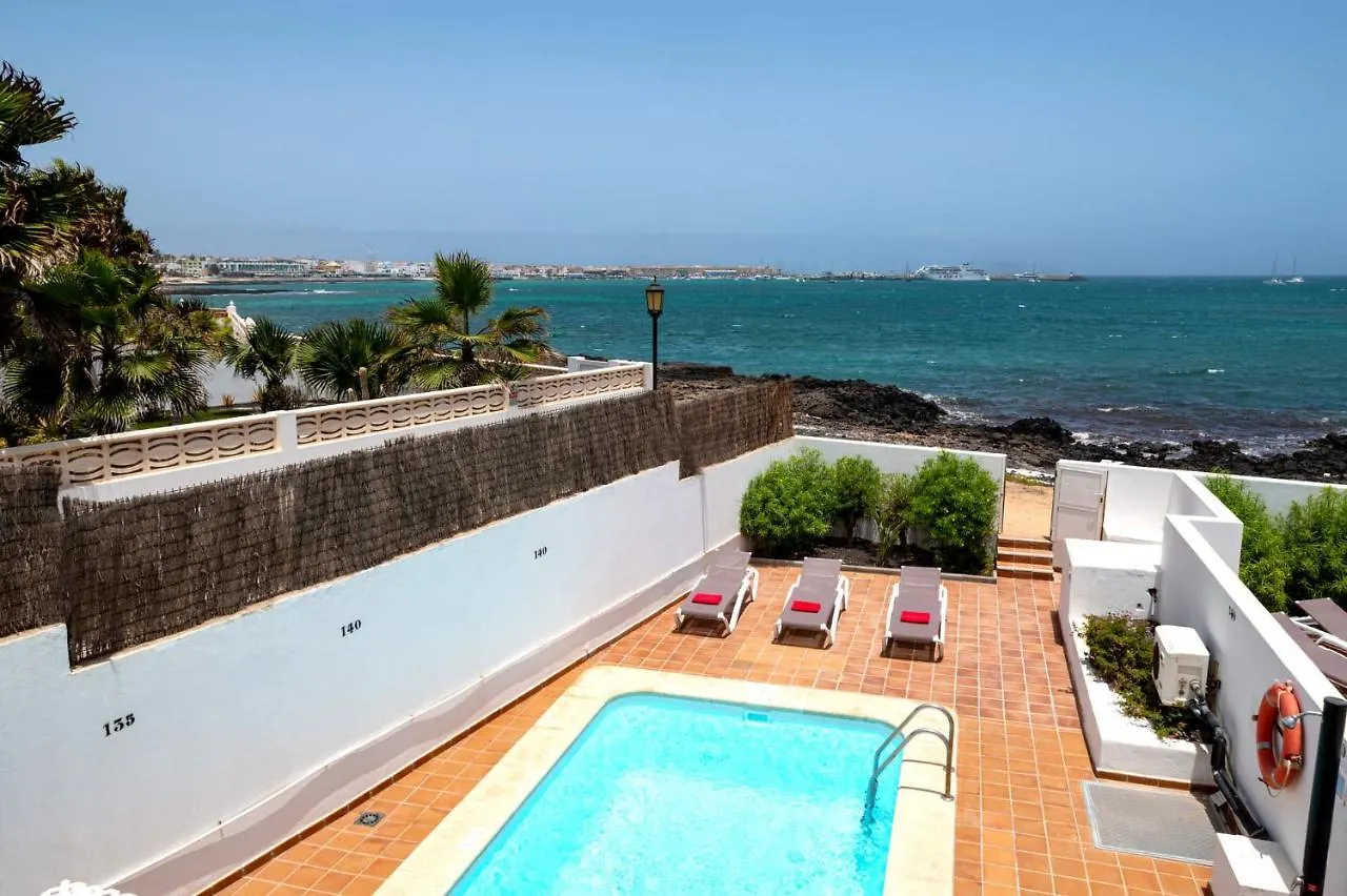 Villa Isabella By Villa Plus location